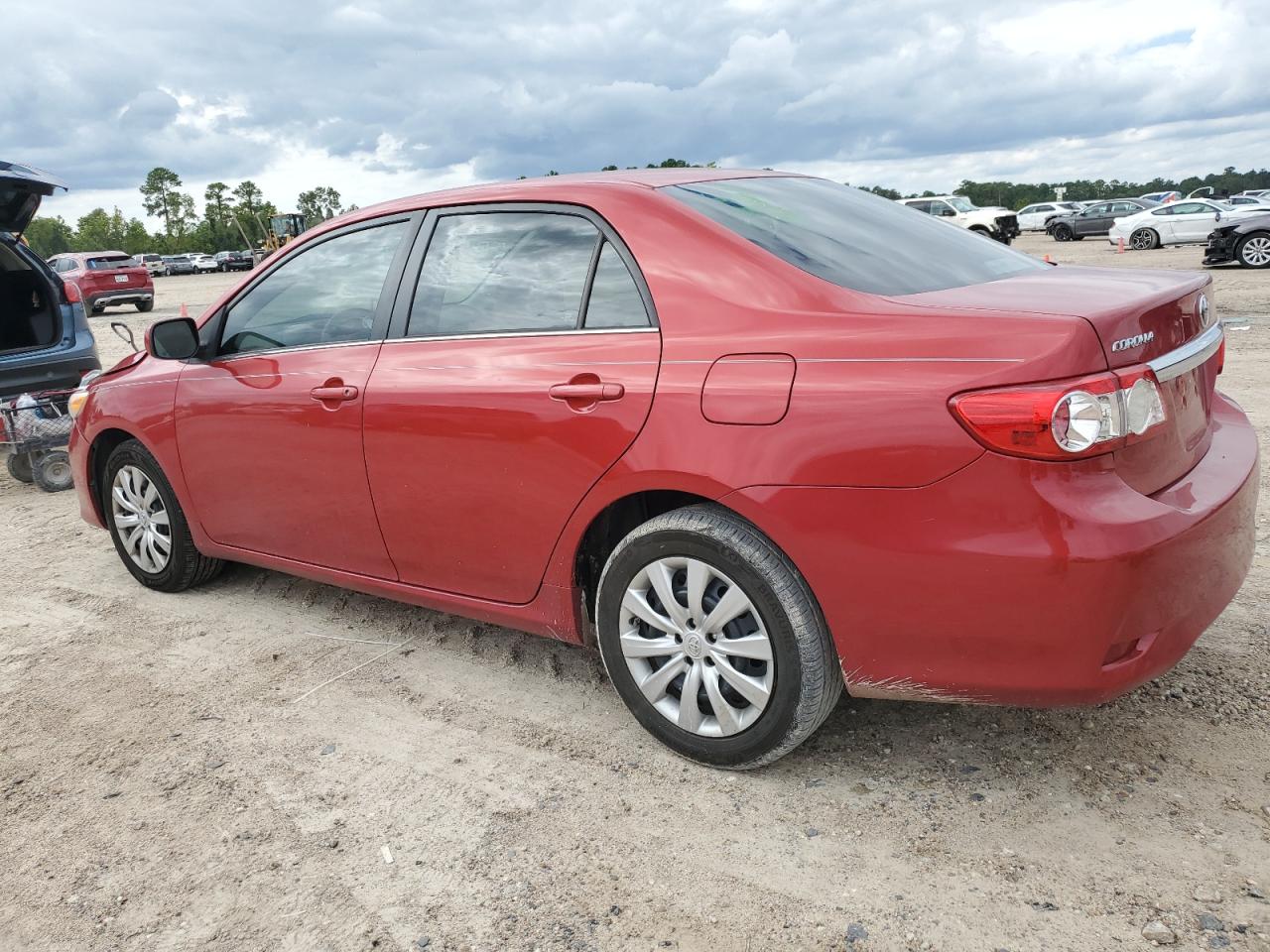 VIN 5YFBU4EE5DP188700 2013 TOYOTA COROLLA no.2