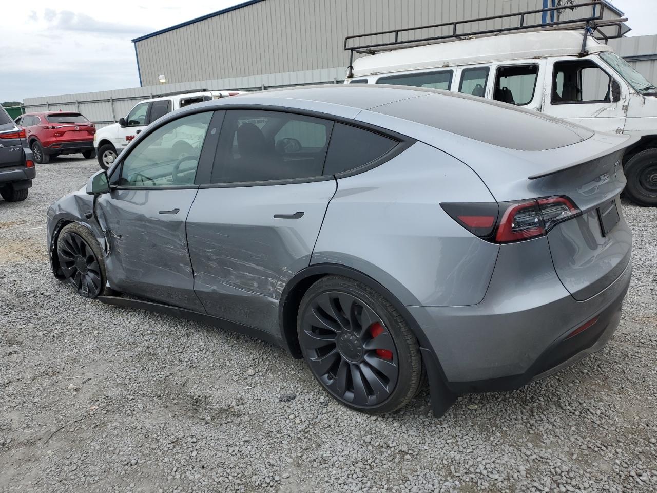 VIN 7SAYGDEF4RA313778 2024 TESLA MODEL Y no.2