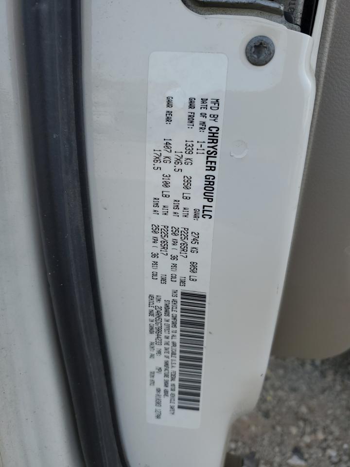 2011 Dodge Grand Caravan Crew VIN: 2D4RN5DG7BR644233 Lot: 70781334