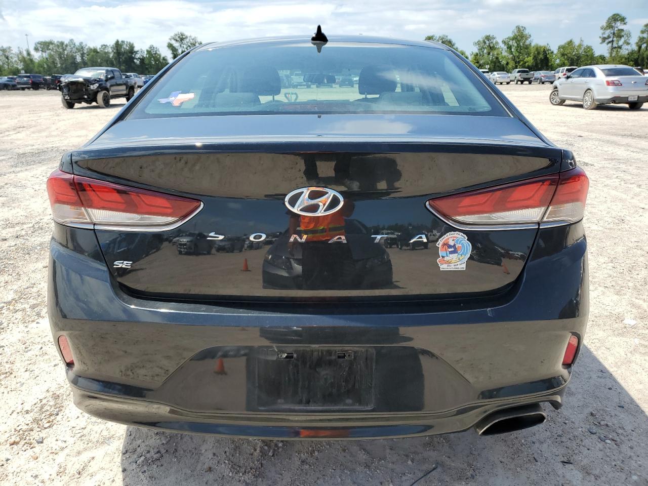 2018 Hyundai Sonata Se VIN: 5NPE24AF7JH673611 Lot: 70851164