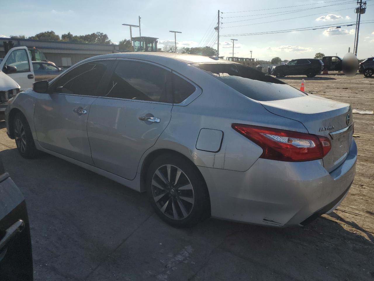 1N4AL3AP6HC231428 2017 NISSAN ALTIMA - Image 2