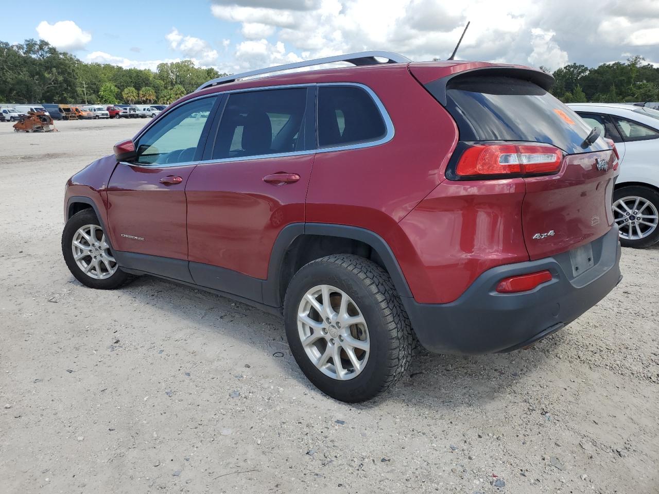 1C4PJMCB1FW691402 2015 JEEP GRAND CHEROKEE - Image 2