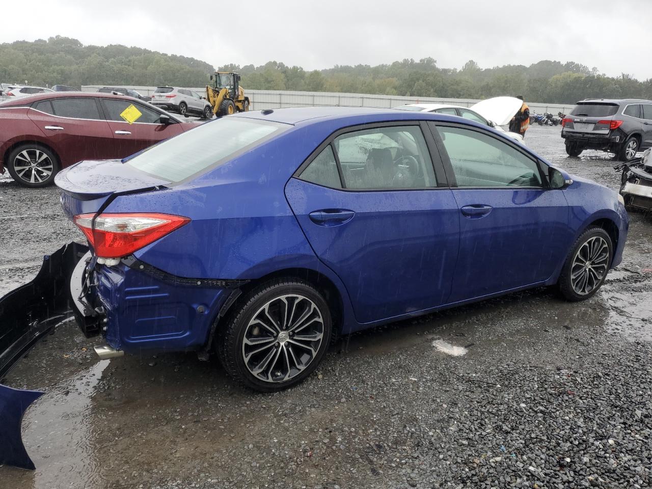 2015 Toyota Corolla L VIN: 5YFBURHE8FP244141 Lot: 73031904