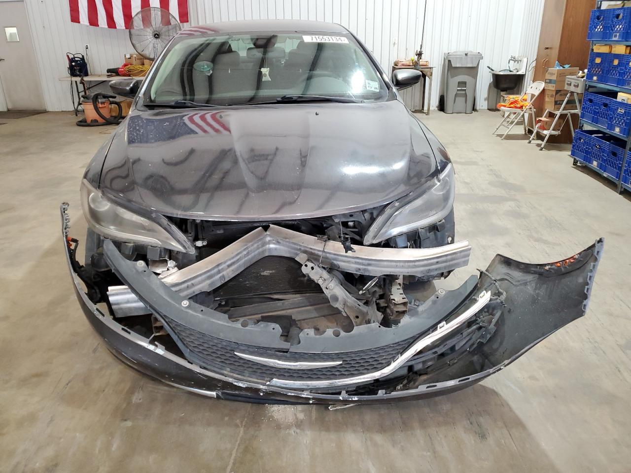 2016 Chrysler 200 - Image 5