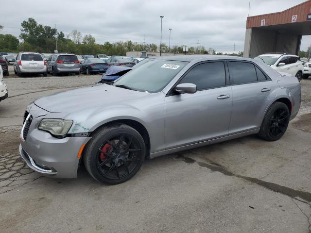 2016 Chrysler 300 Limited zu verkaufen in Fort Wayne, IN - Front End