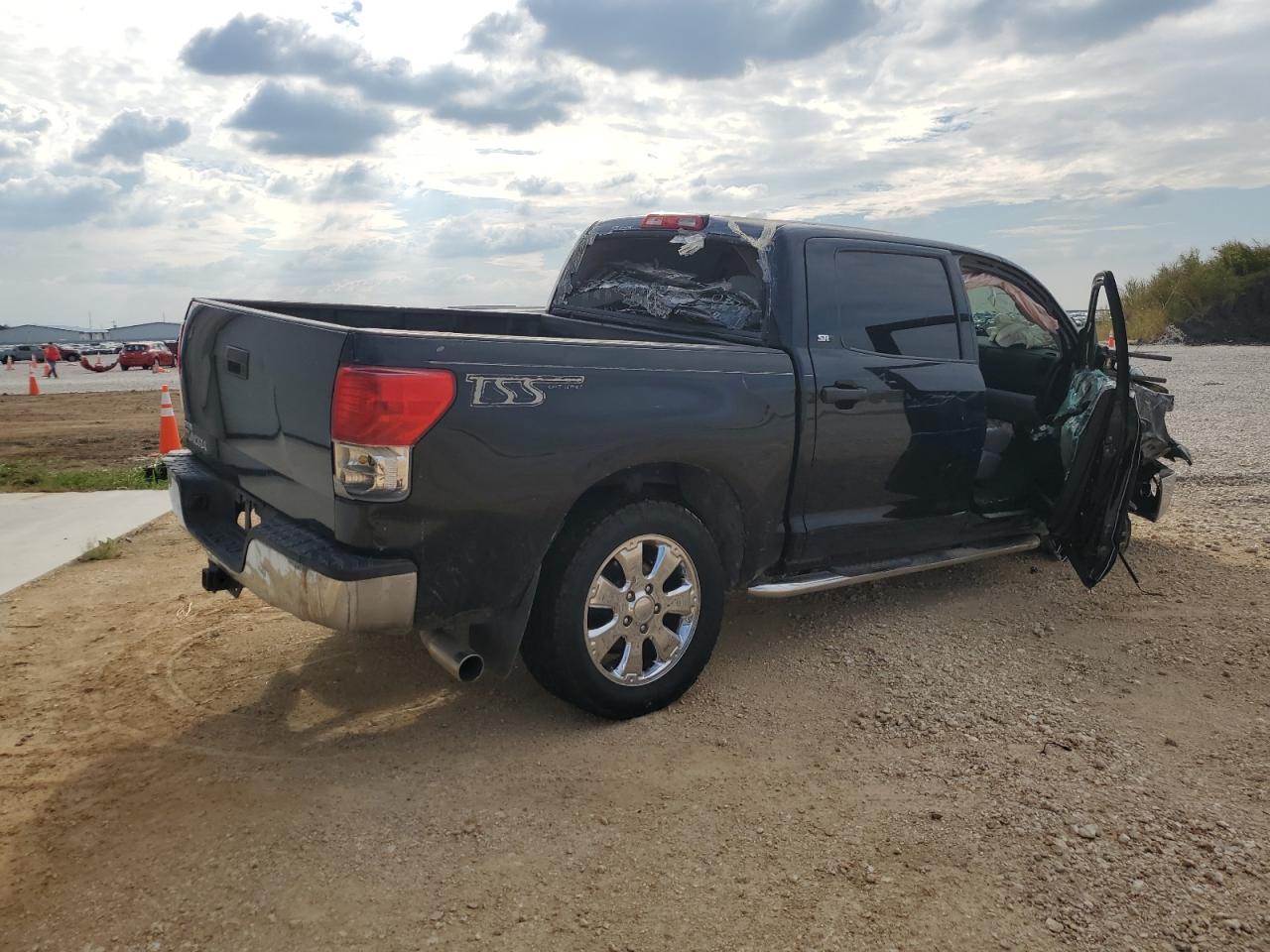 5TFEY5F17AX095998 2010 Toyota Tundra Crewmax Sr5