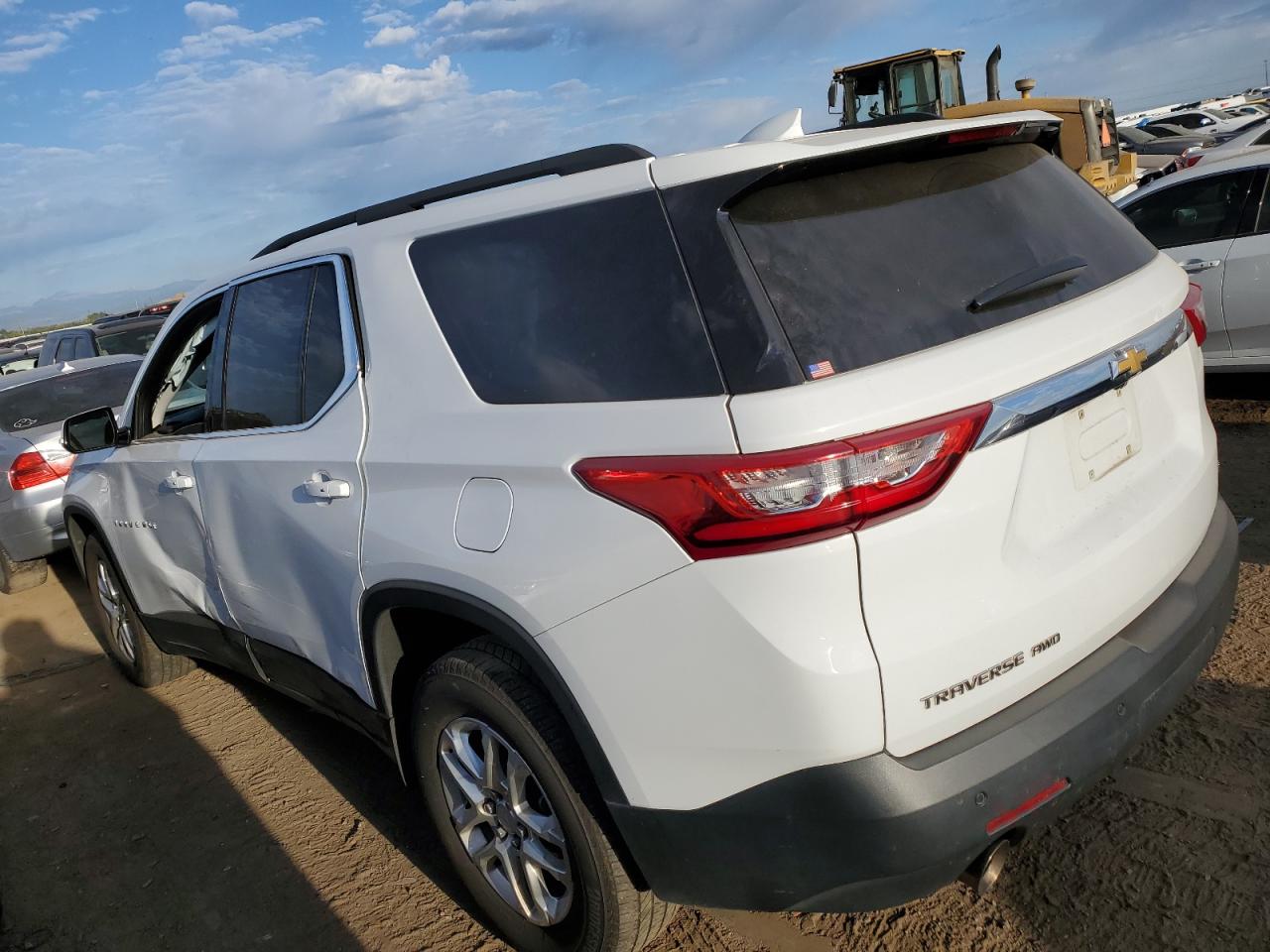 2020 Chevrolet Traverse - Image 2