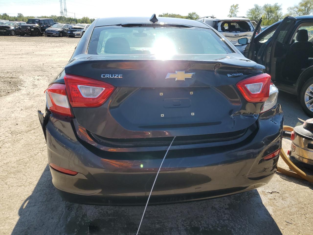 1G1BF5SM4H7160320 2017 Chevrolet Cruze Premier