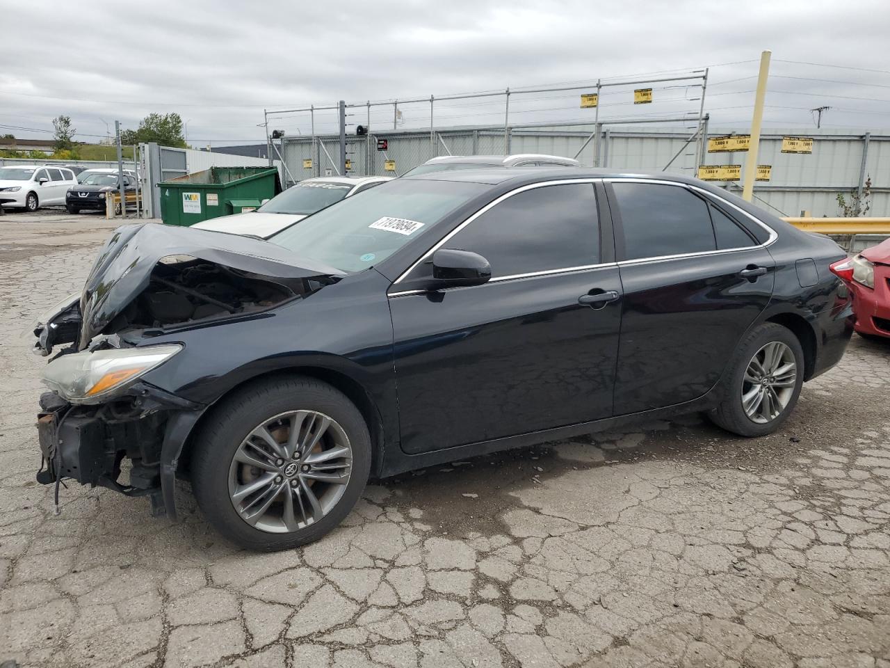 4T1BF1FK1HU647058 2017 TOYOTA CAMRY - Image 1