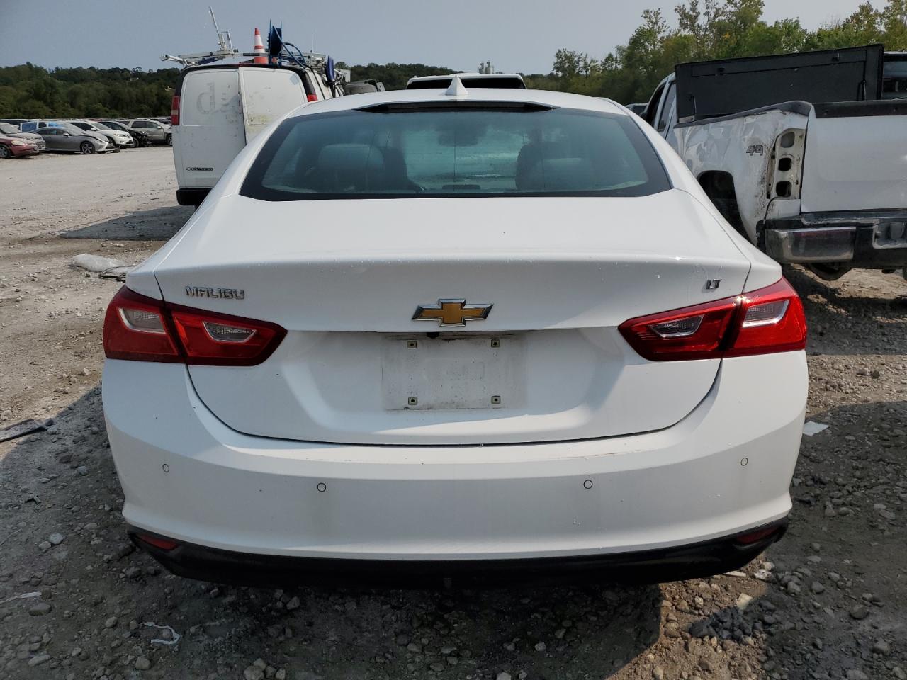 1G1ZD5ST6JF224347 2018 Chevrolet Malibu Lt