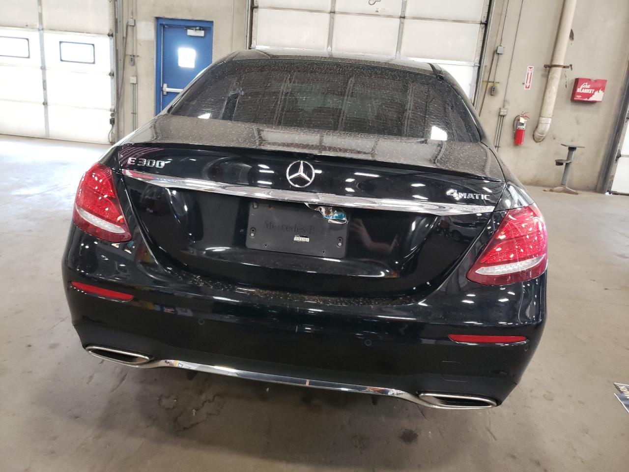 2018 Mercedes-Benz E 300 4Matic VIN: WDDZF4KBXJA393776 Lot: 69496194