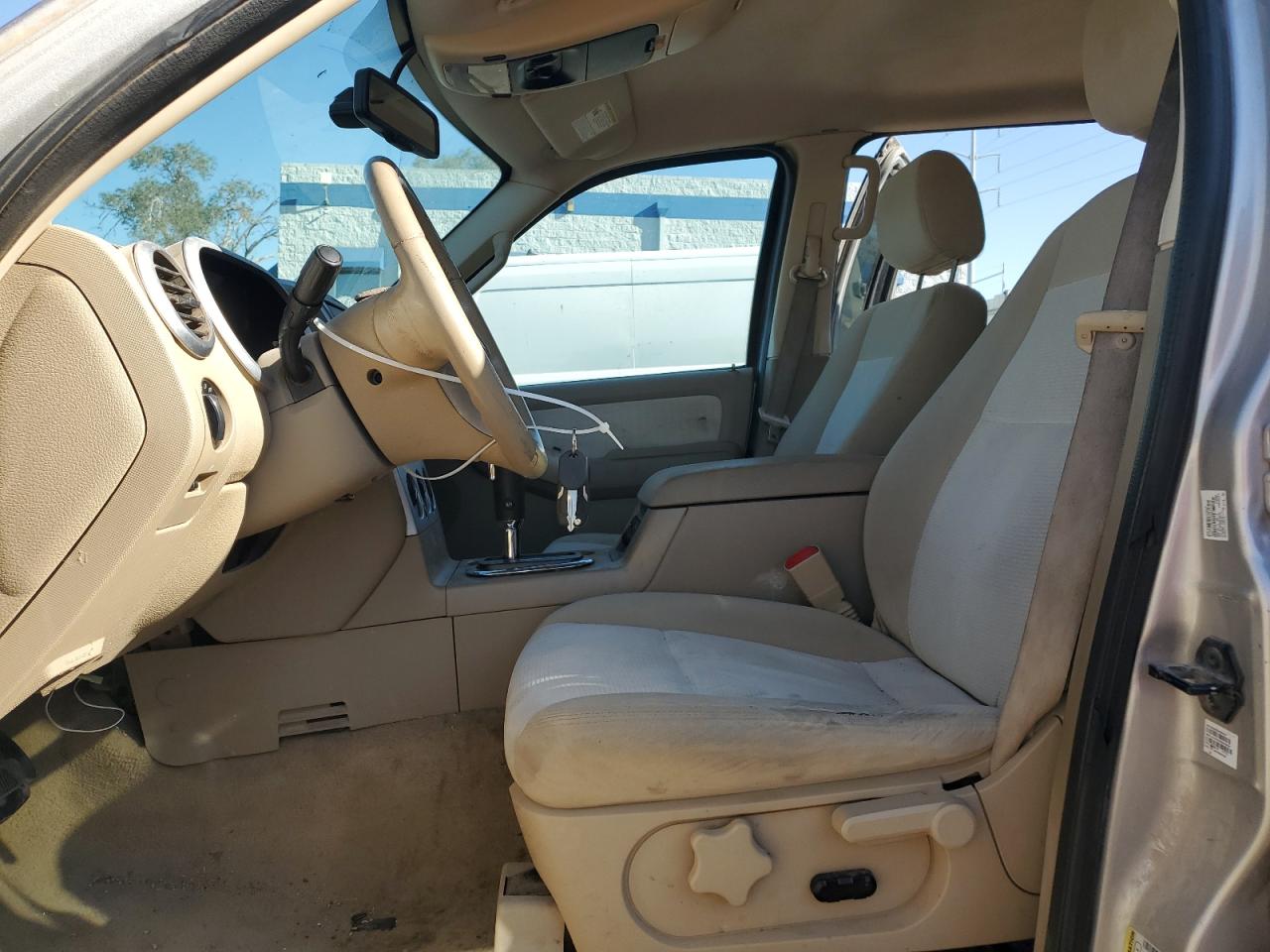 2008 Mercury Mountaineer Luxury VIN: 4M2EU47E58UJ09409 Lot: 73573934