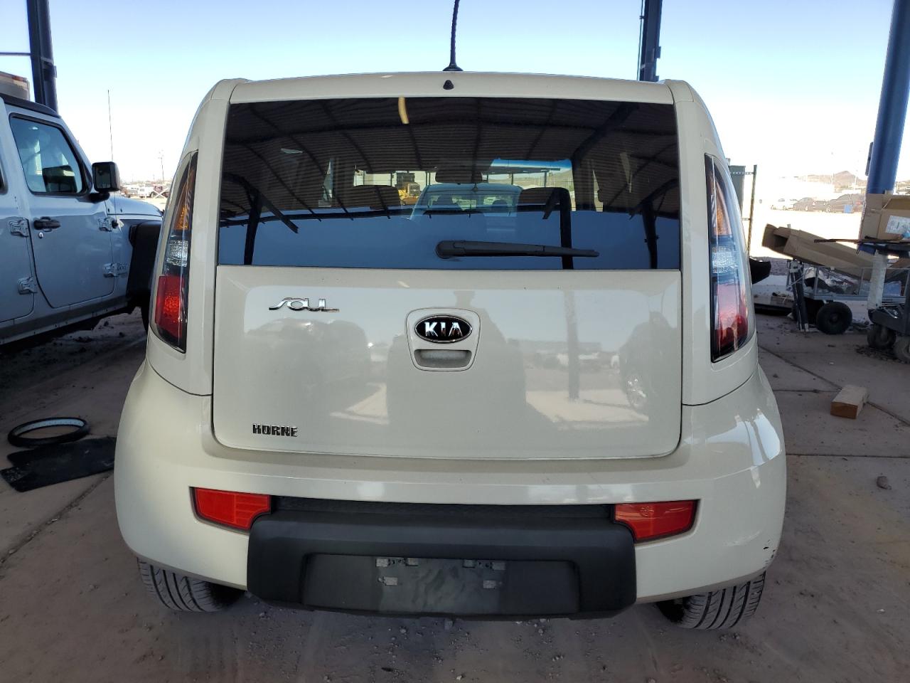 2010 Kia Soul + VIN: KNDJT2A2XA7178451 Lot: 72754834