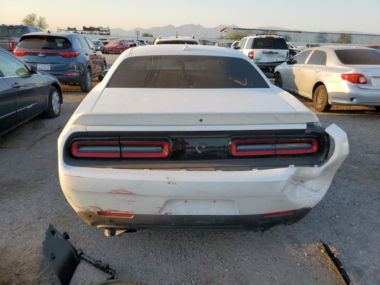 2C3CDZC92GH157538 2016 Dodge Challenger Srt Hellcat