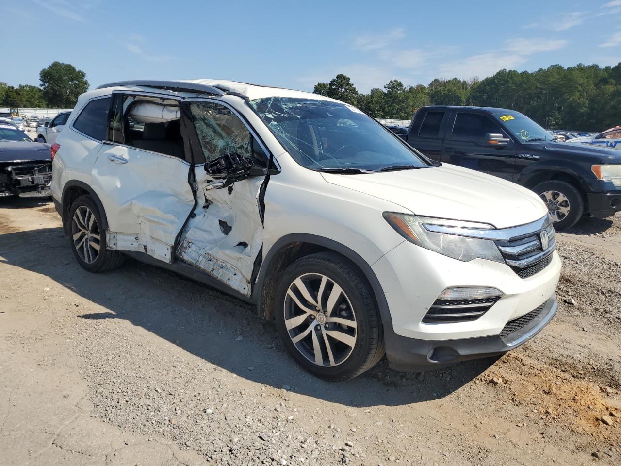 2016 Honda Pilot - Image 4