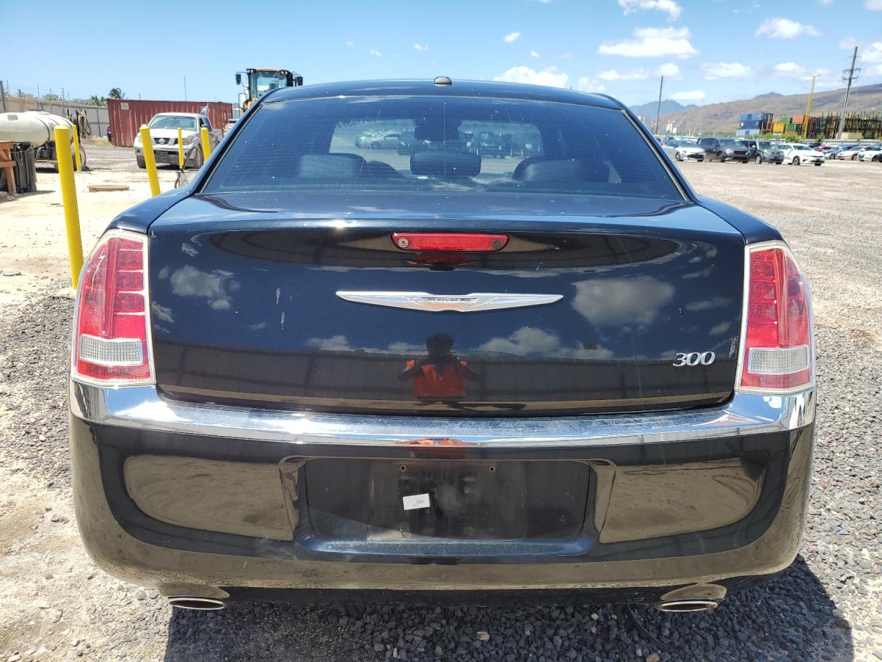 VIN 2C3CCAAGXDH588260 2013 CHRYSLER 300 no.6