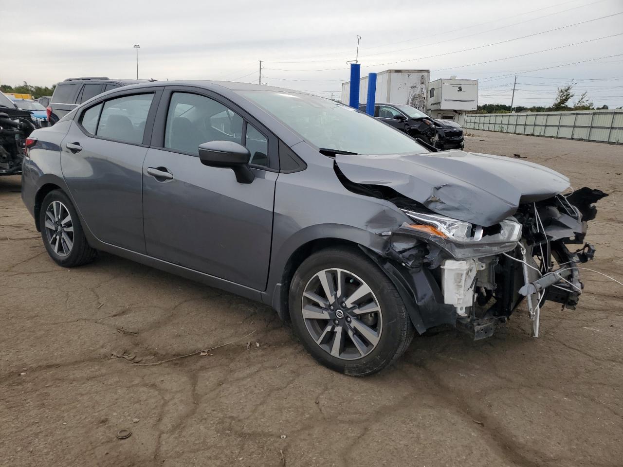 VIN 3N1CN8EV9ML895419 2021 NISSAN VERSA no.4