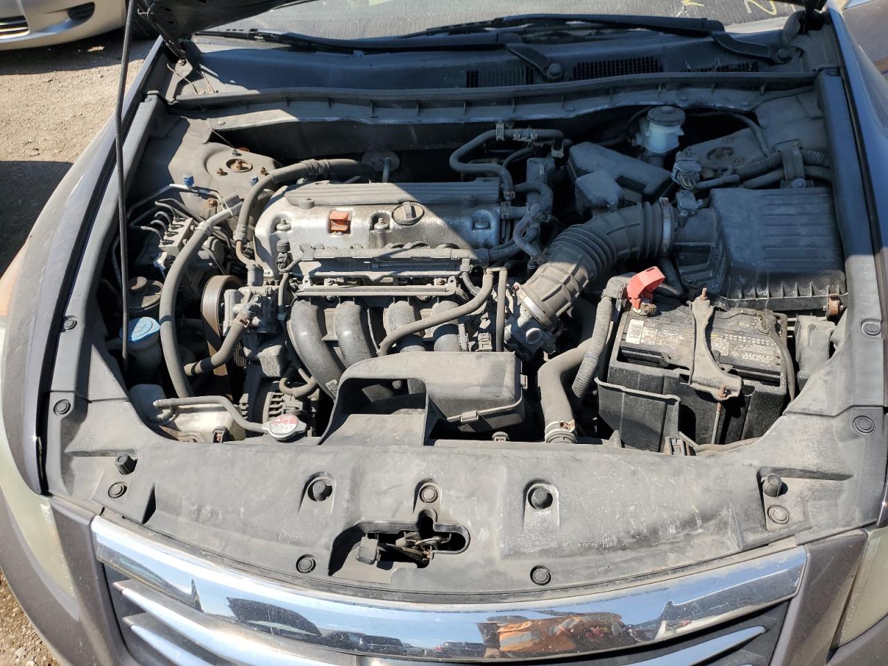 1HGCP2F48BA027573 2011 Honda Accord Lxp