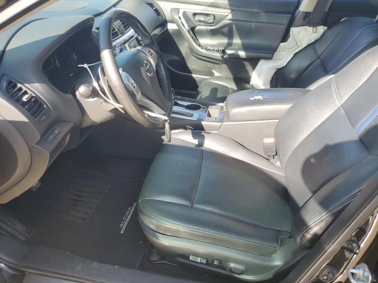 2018 Nissan Altima - Image 7