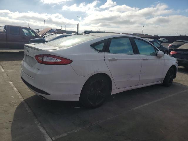 Sedans FORD FUSION 2016 White