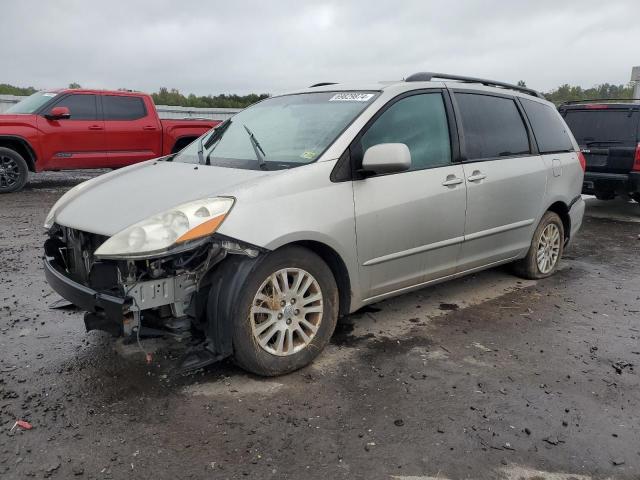 2010 Toyota Sienna Xle