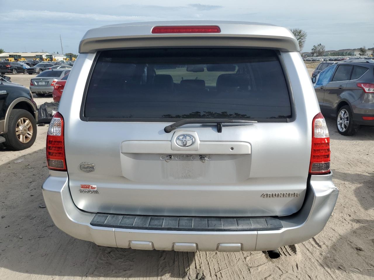 2008 Toyota 4Runner Limited VIN: JTEZU17RX8K008351 Lot: 73158394