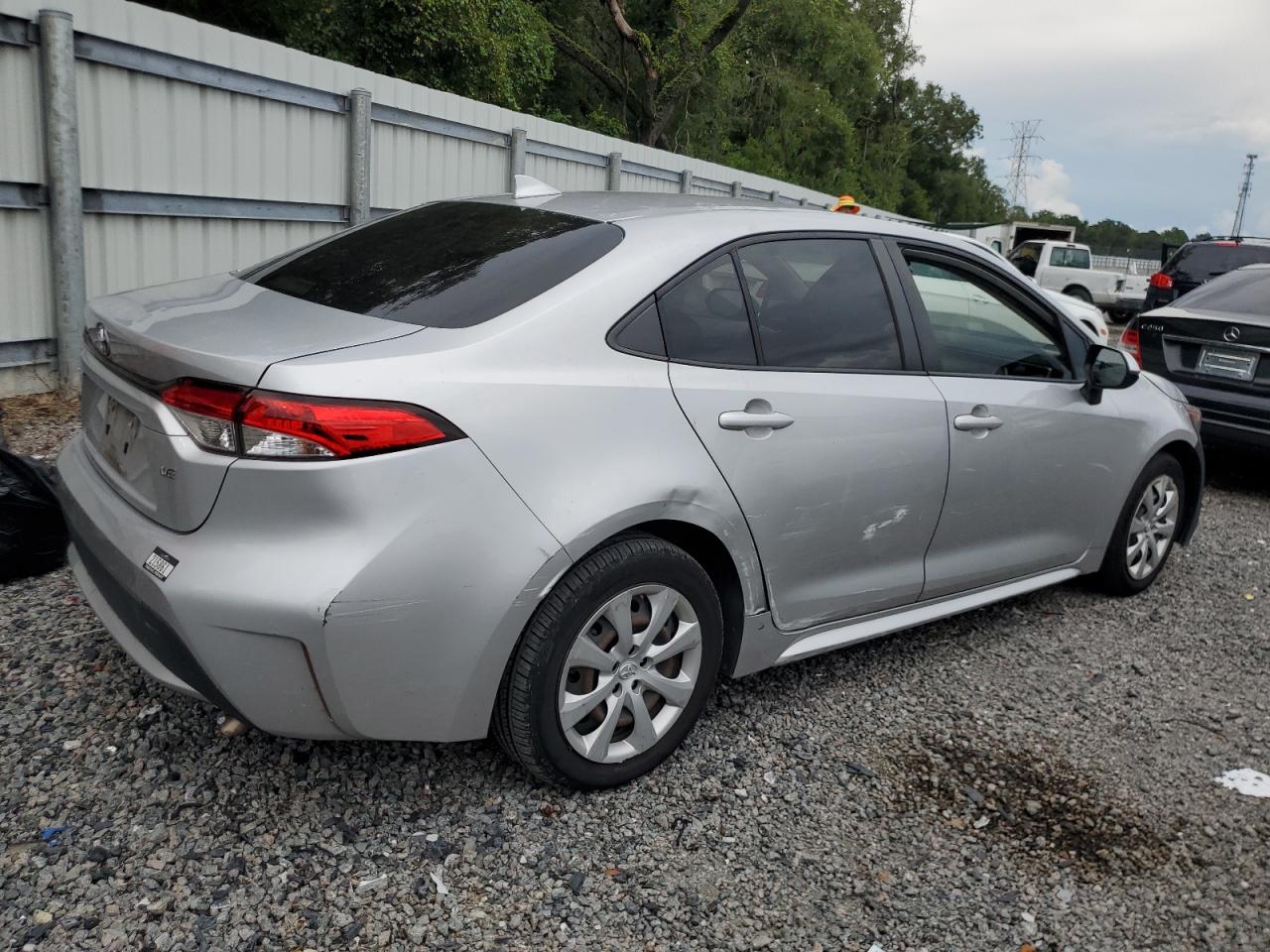 2020 Toyota Corolla Le VIN: JTDEPRAE1LJ076759 Lot: 70931754