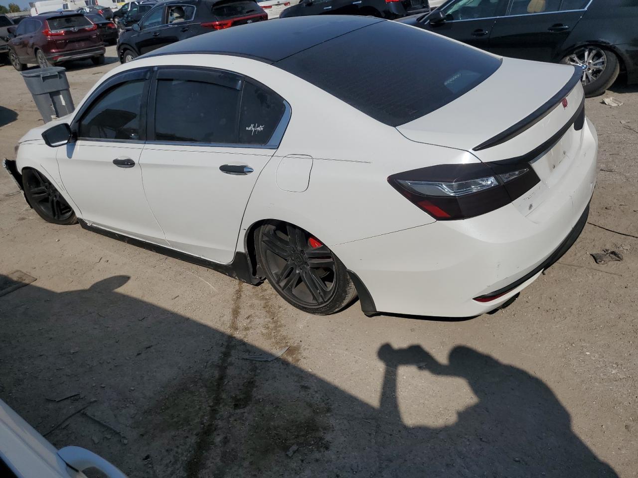 2016 Honda Accord - Image 2