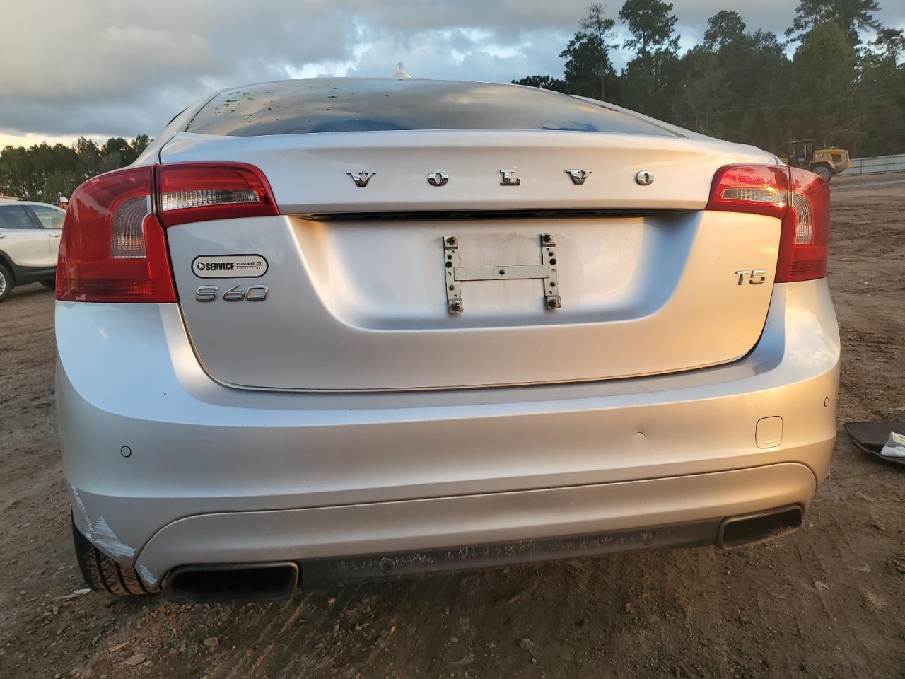 YV140MFK6F2354226 2015 Volvo S60 Premier