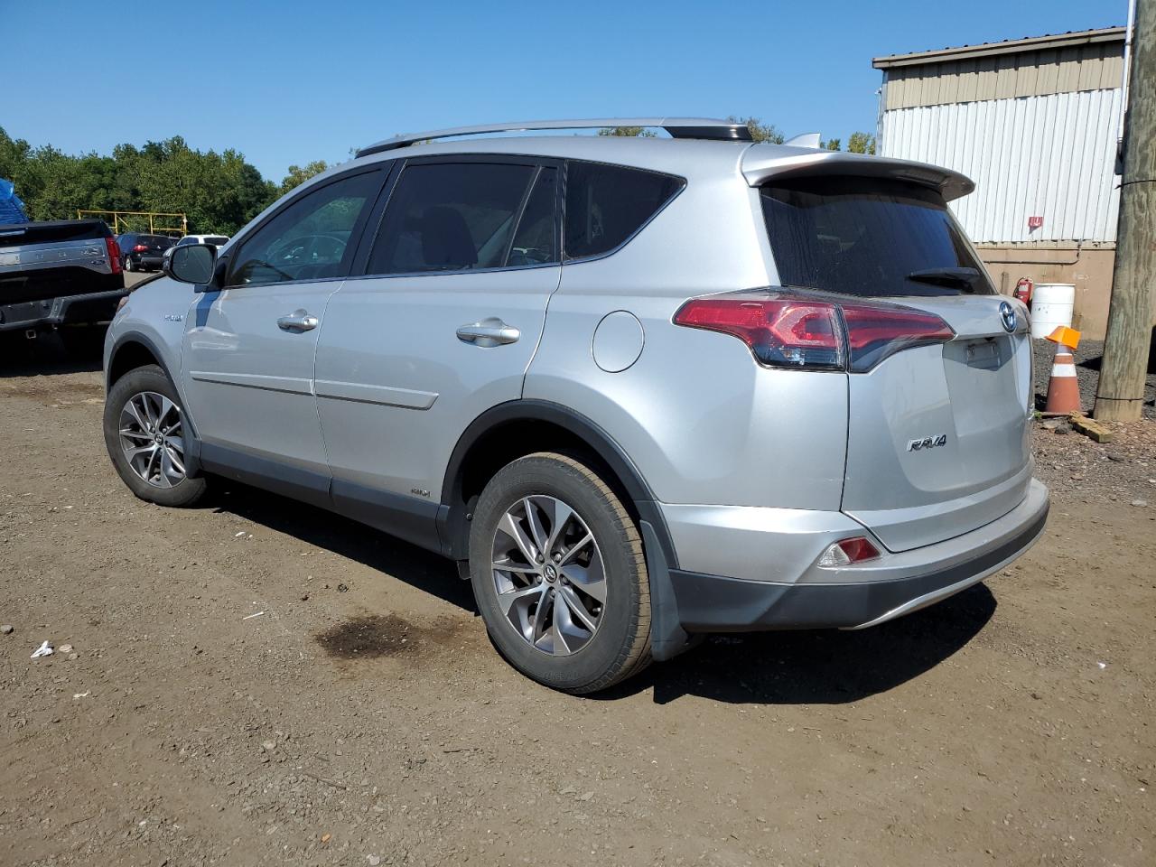 JTMRJREV4GD013737 2016 TOYOTA RAV 4 - Image 2