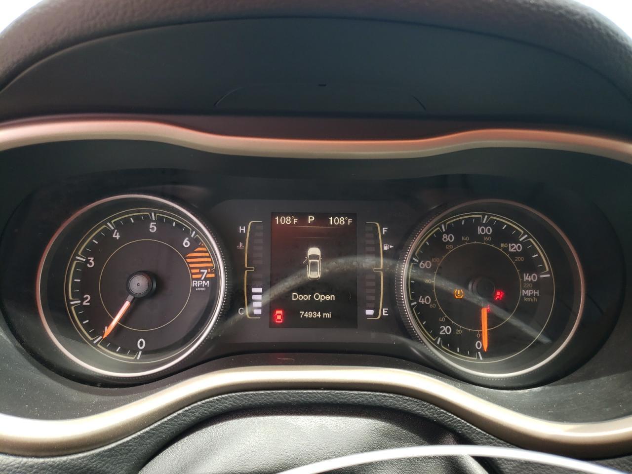 2017 Jeep Cherokee Latitude VIN: 1C4PJLCB2HW572691 Lot: 72765204