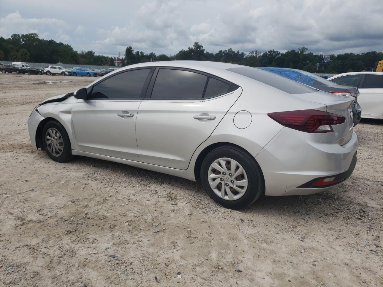 2019 Hyundai Elantra - Image 2