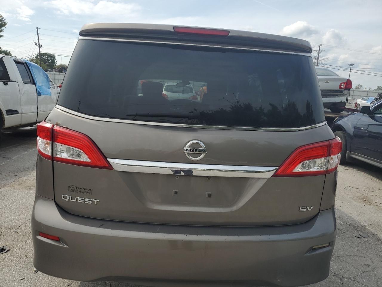 JN8AE2KP8F9122528 2015 Nissan Quest S