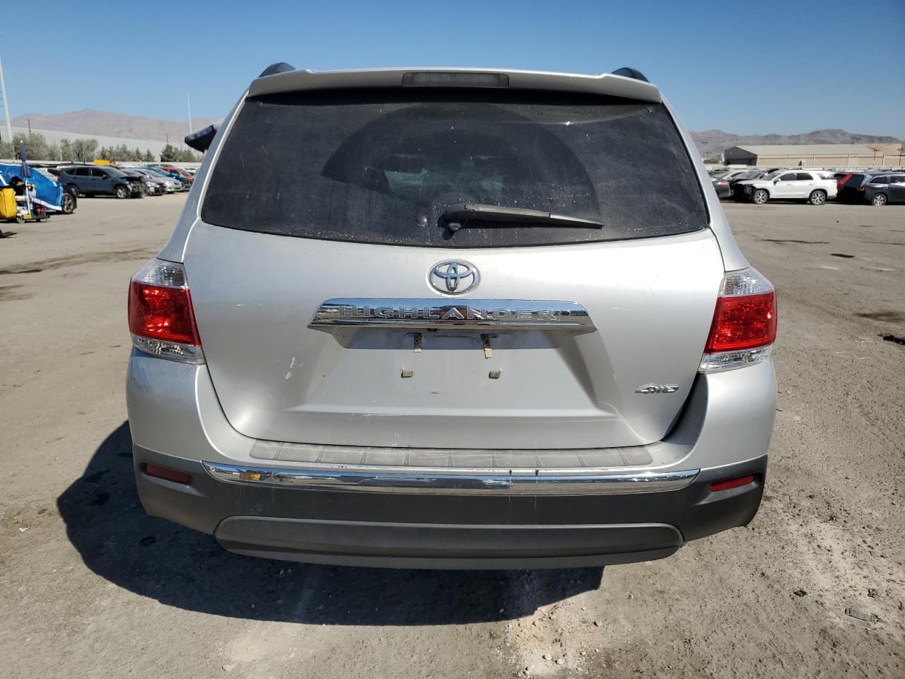 5TDDK3EH8DS199135 2013 Toyota Highlander Limited