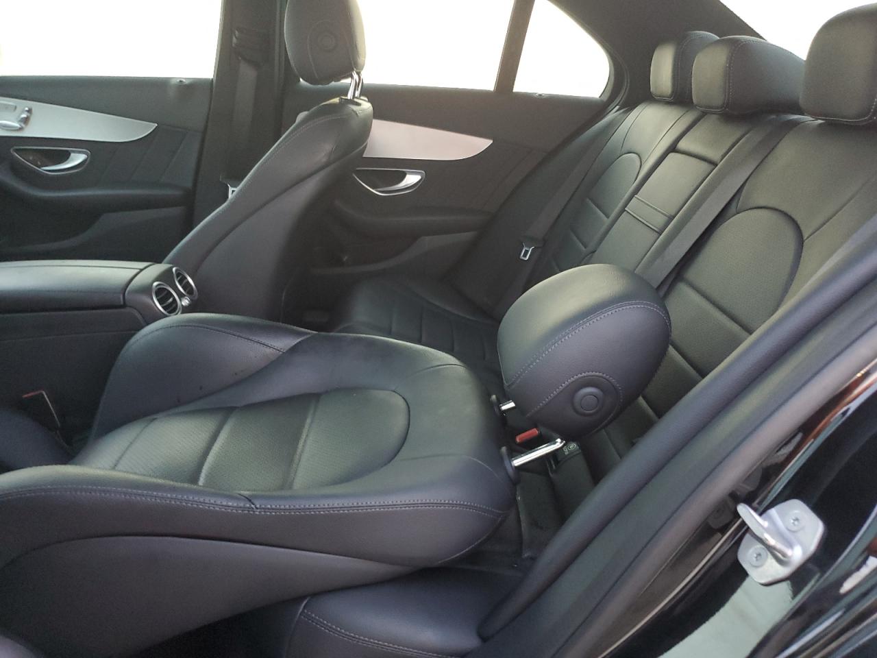 2018 Mercedes-Benz C 300 VIN: 55SWF4JB2JU263219 Lot: 73709864