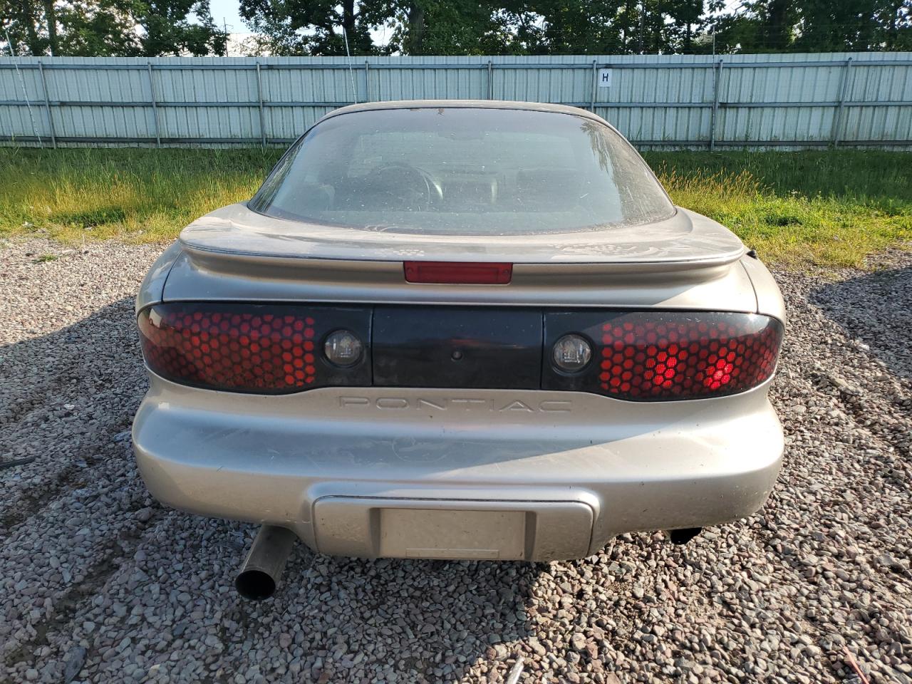 2000 Pontiac Firebird VIN: 2G2FS22K5Y2116520 Lot: 70697134