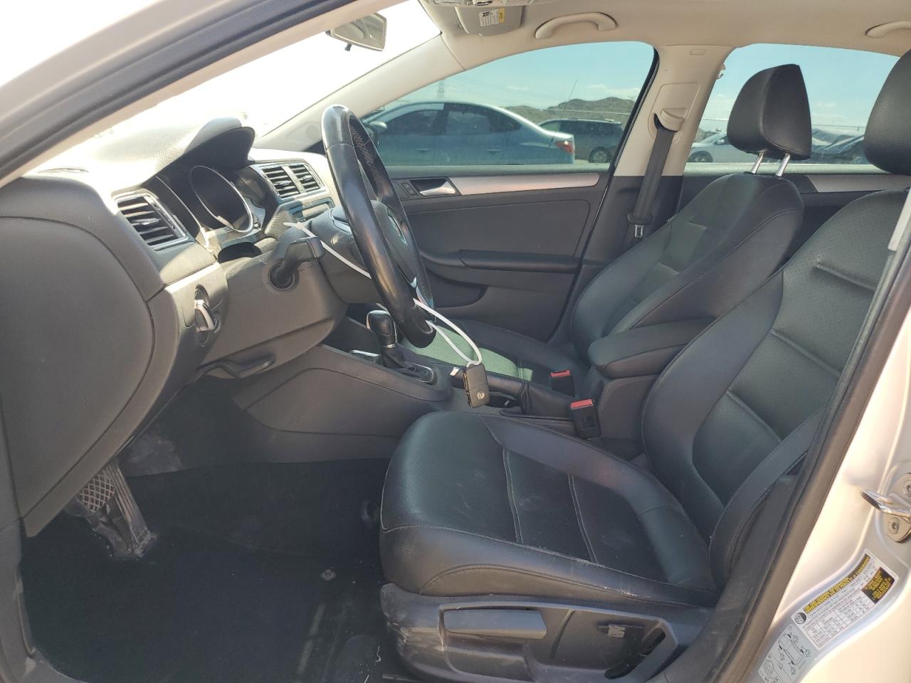 2015 Volkswagen Jetta - Image 7