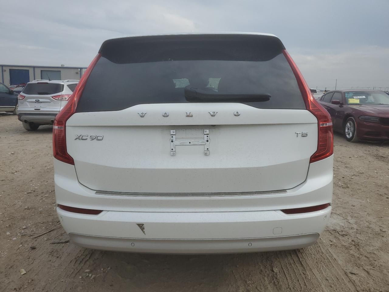 YV4102CK7N1857251 2022 Volvo Xc90 T5 Momentum