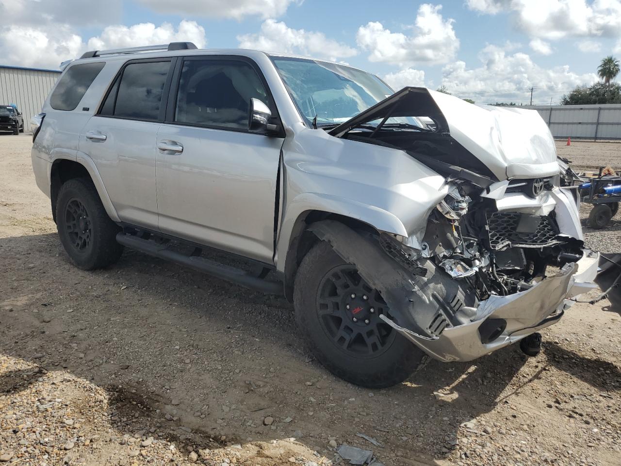 2022 Toyota 4Runner - Image 4