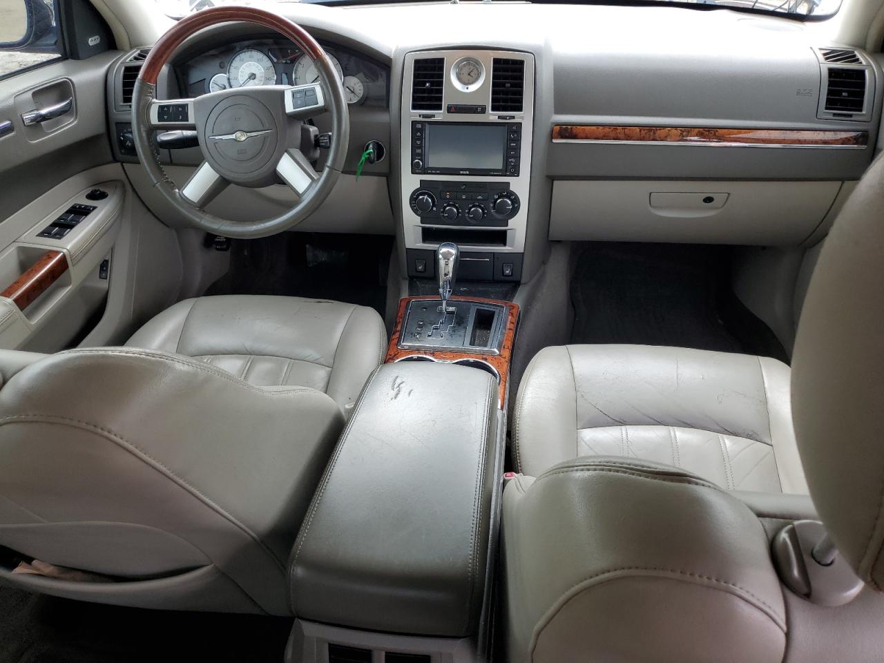 2008 Chrysler 300C VIN: 2C3KA63H38H281359 Lot: 70210504