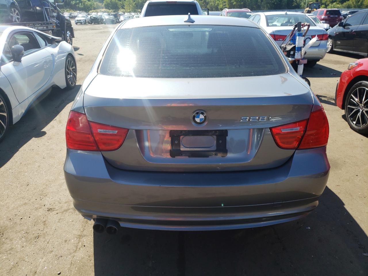 2011 BMW 328 Xi Sulev VIN: WBAPK5C53BF122460 Lot: 69800094