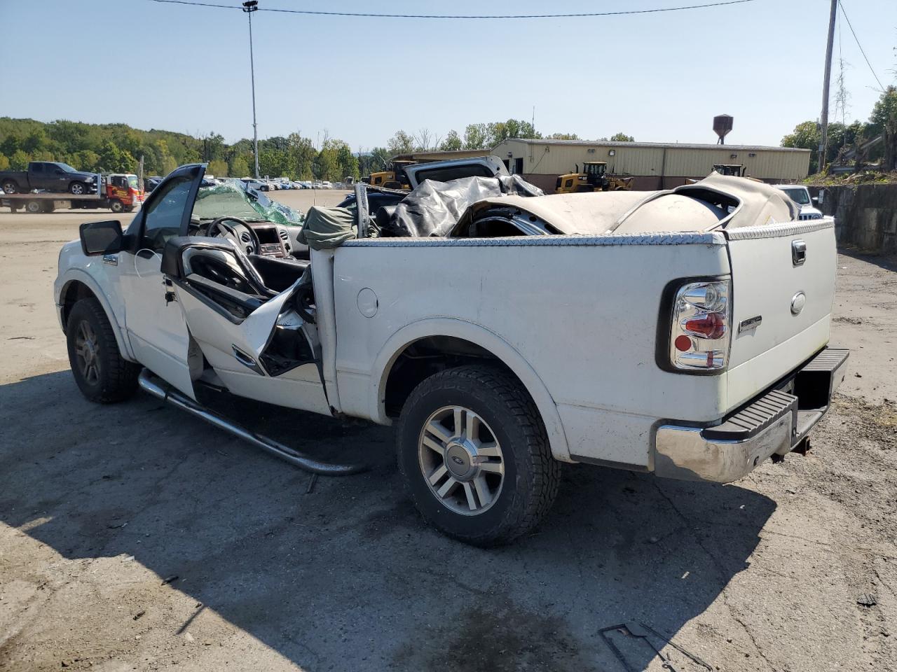 2005 Ford F-150 - Image 2