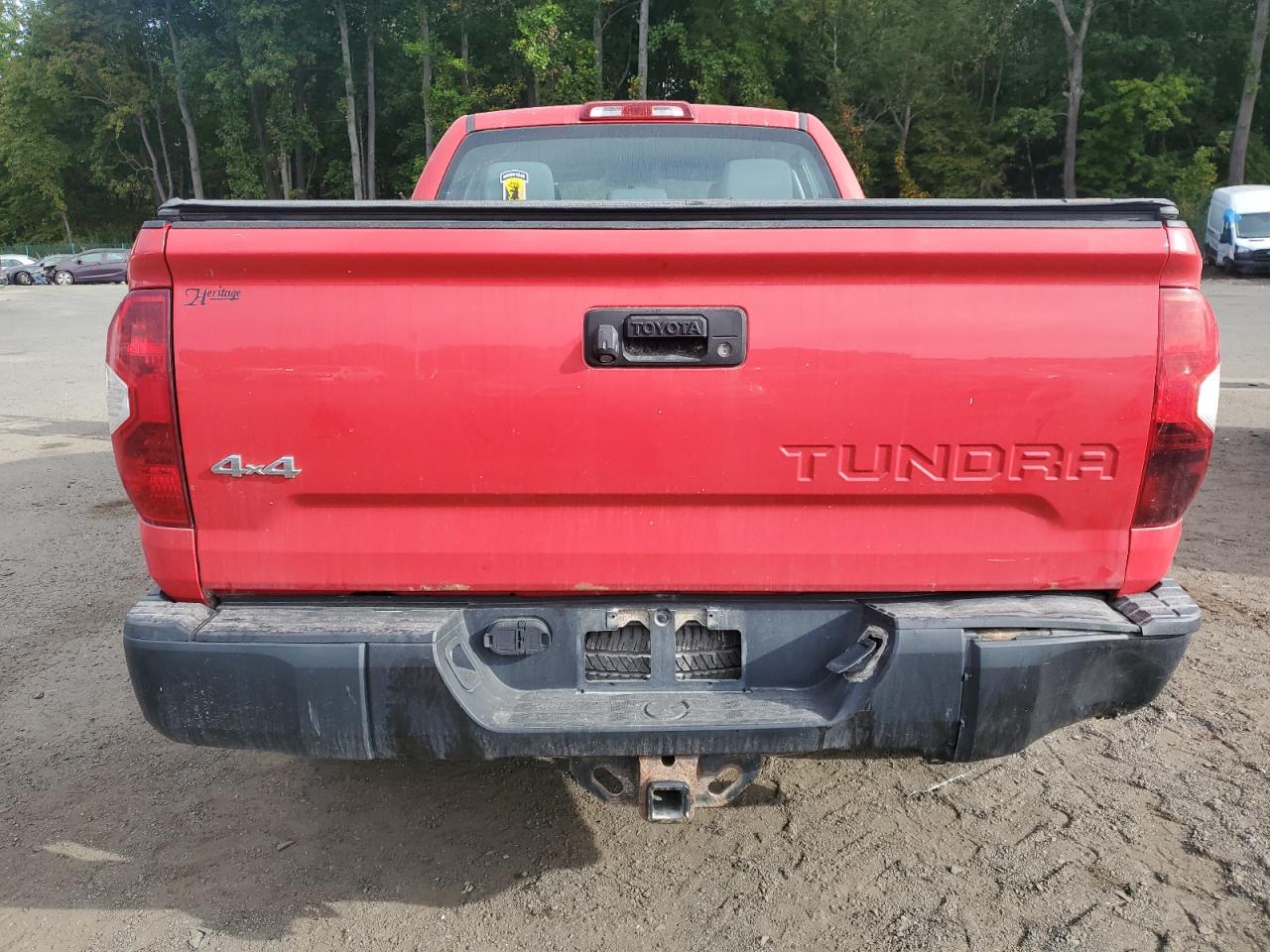 5TFUM5F18FX063804 2015 Toyota Tundra Double Cab Sr