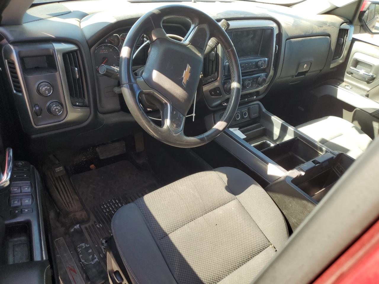 3GCUKRECXJG515698 2018 Chevrolet Silverado K1500 Lt