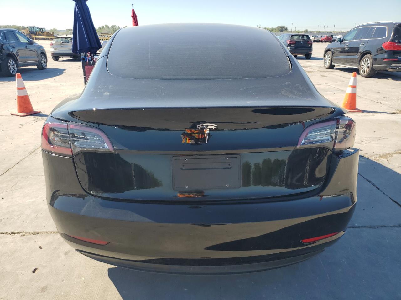 5YJ3E1EA0PF567052 2023 Tesla Model 3