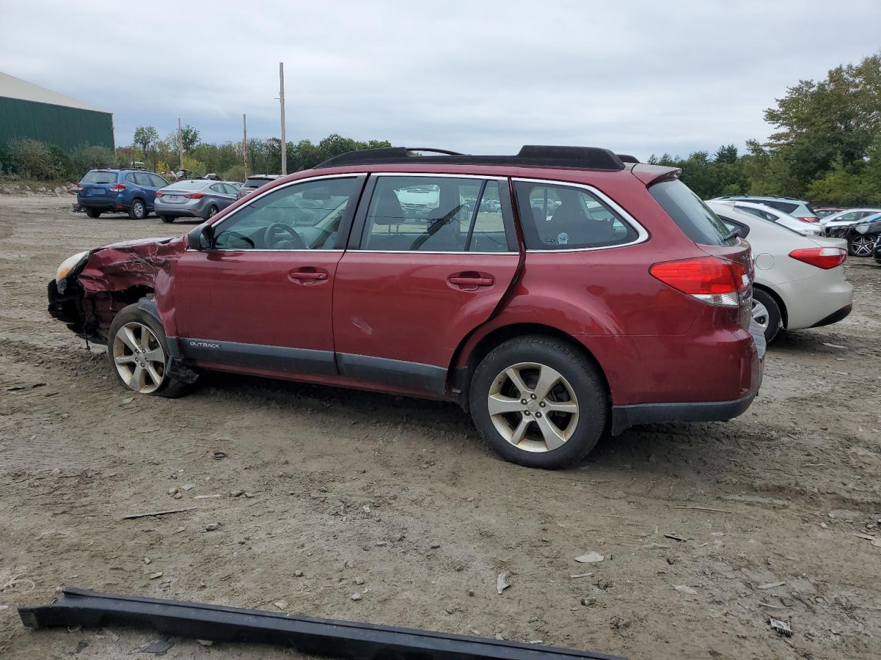2014 Subaru Outback - Image 2