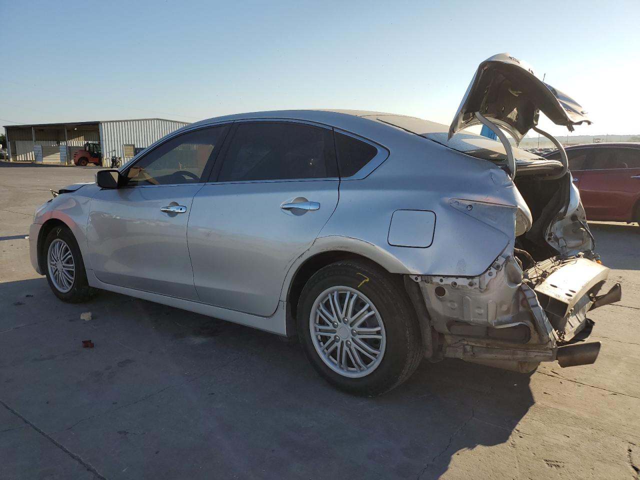 2014 Nissan Altima - Image 2