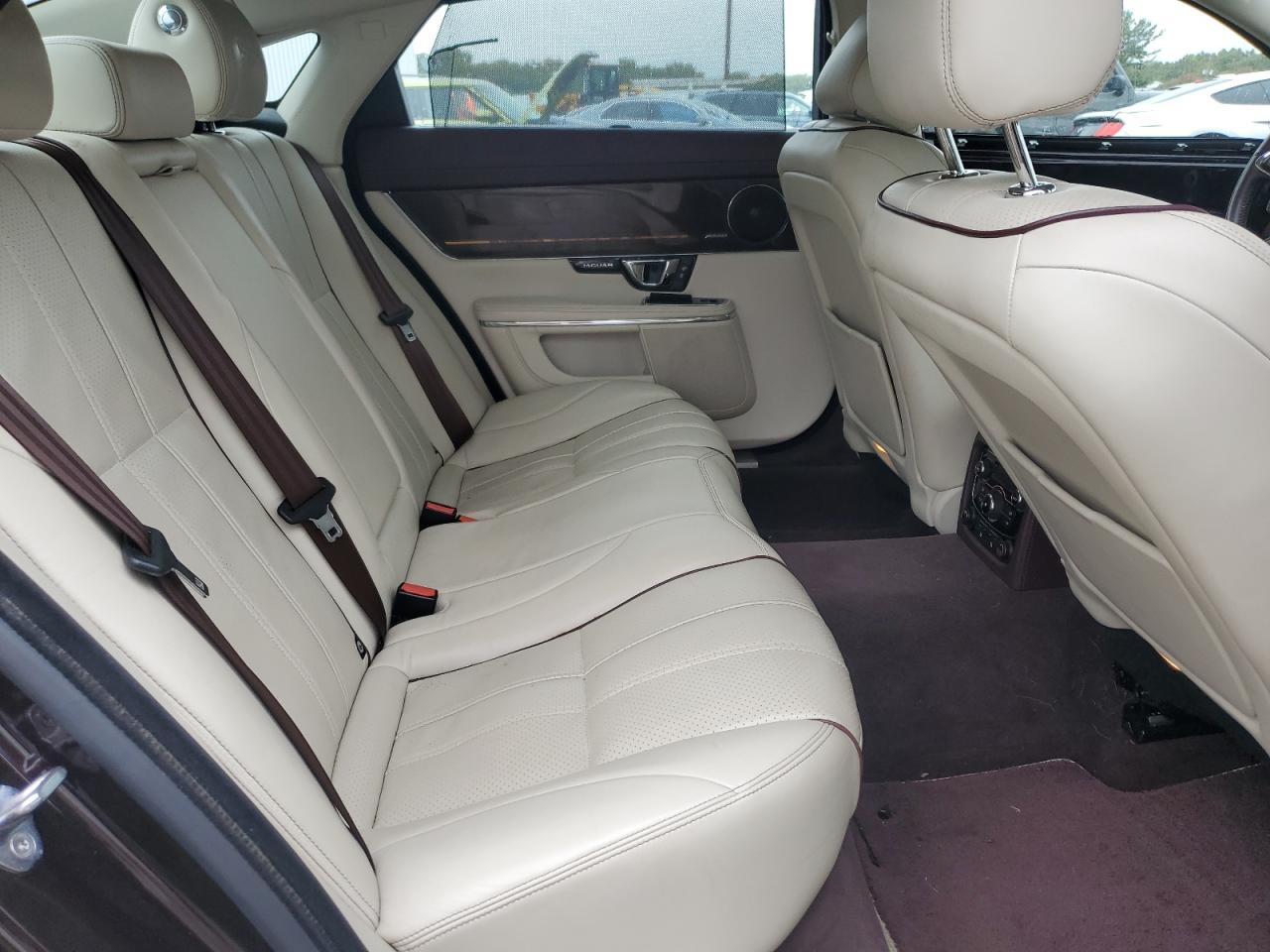 SAJXJ2GDXF8V77839 2015 Jaguar Xjl Portfolio