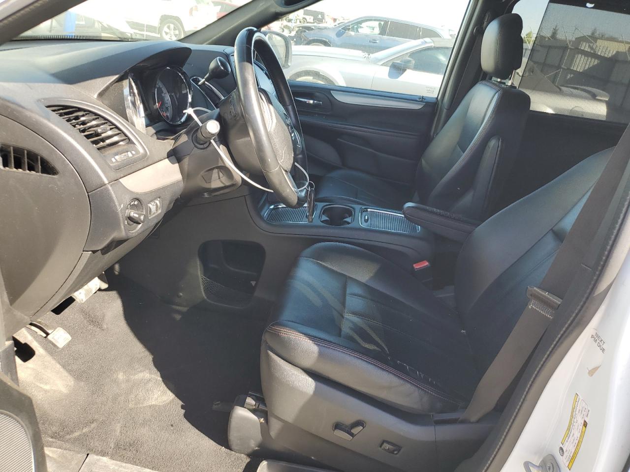 2018 Dodge Caravan - Image 7