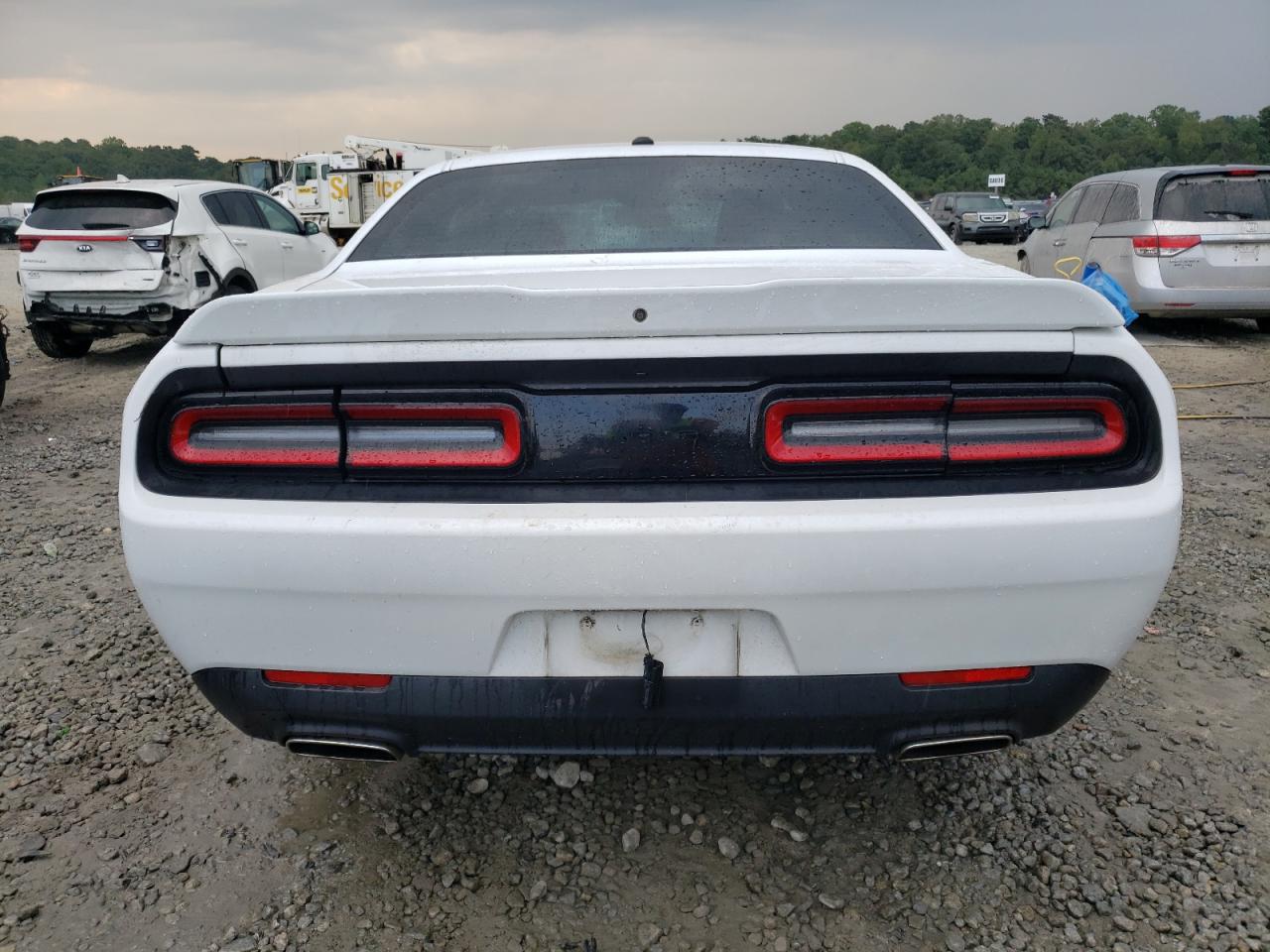 2C3CDZAG4KH620547 2019 Dodge Challenger Sxt